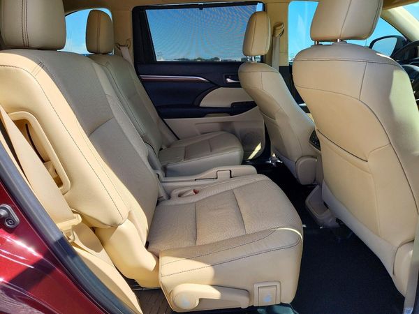 2019 TOYOTA HIGHLANDER