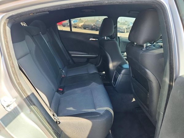 2017 DODGE CHARGER SXT