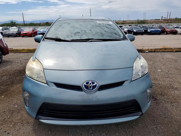 2013 TOYOTA PRIUS