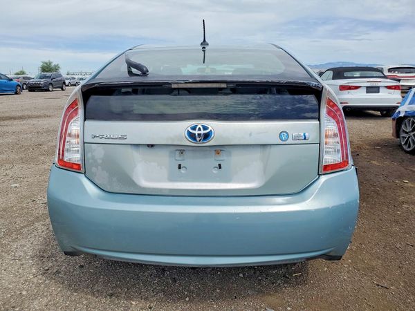 2013 TOYOTA PRIUS