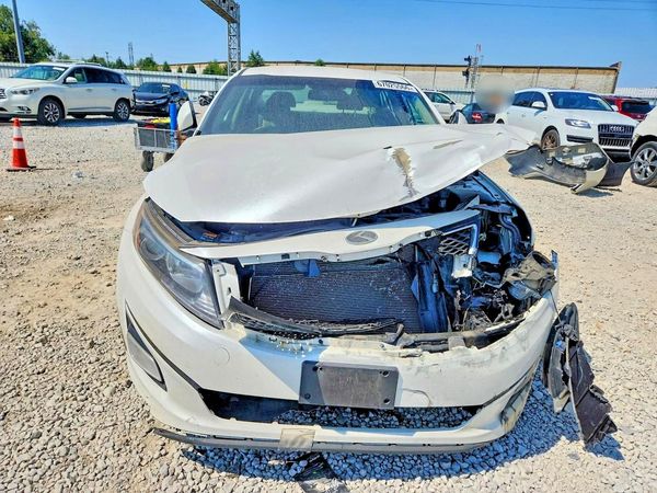 2015 KIA OPTIMA GL - Middle-low