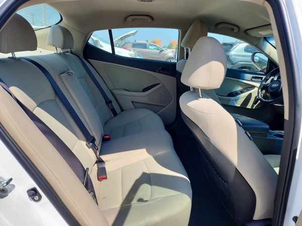2015 KIA OPTIMA GL - Middle-low