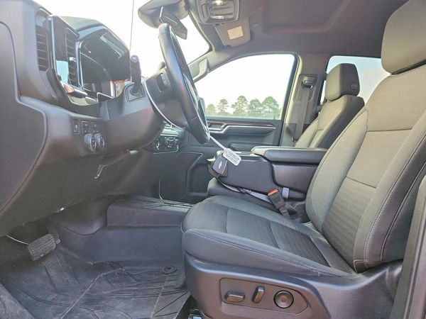 2024 CHEVROLET SILVERADO LT-L