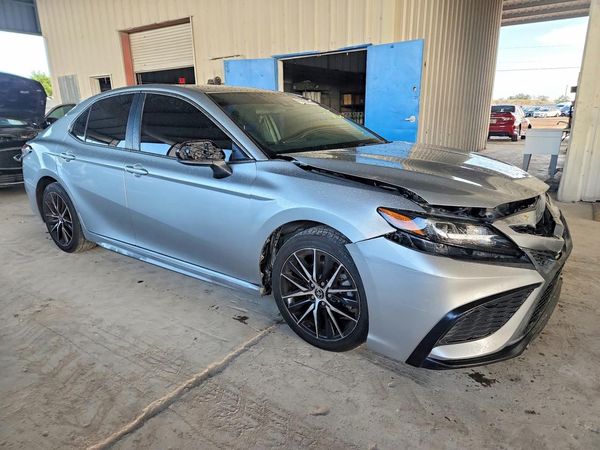 2021 TOYOTA CAMRY