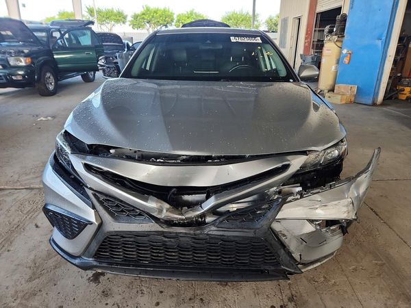2021 TOYOTA CAMRY