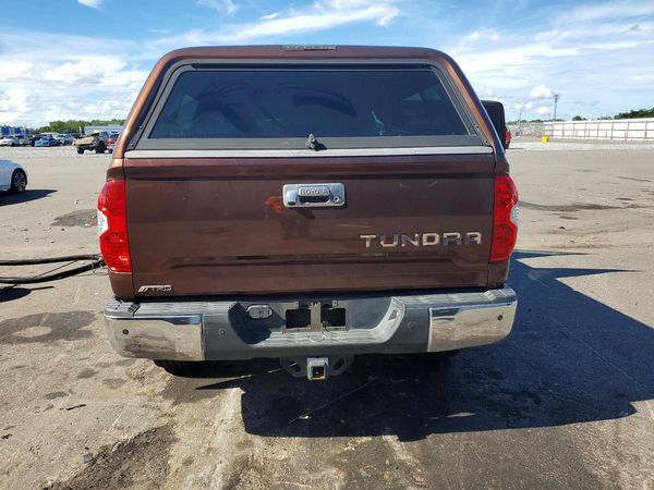 2014 TOYOTA TUNDRA Limited