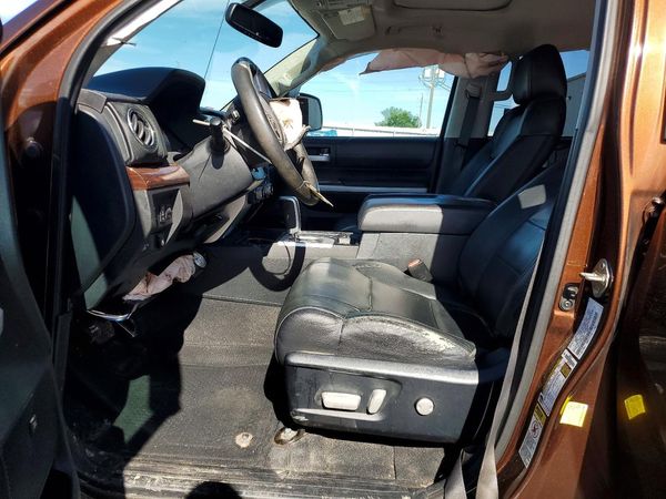 2014 TOYOTA TUNDRA Limited