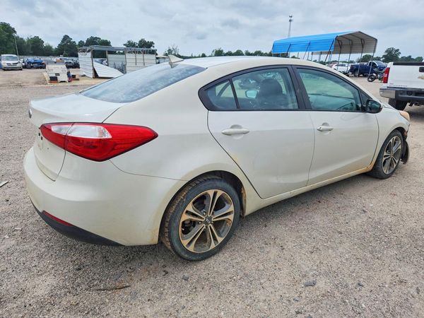 2015 KIA FORTE