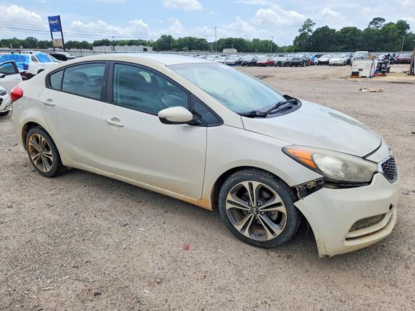 2015 KIA FORTE