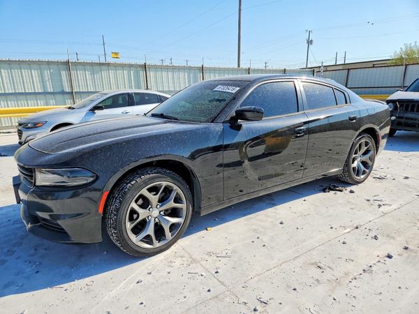 2015 DODGE CHARGER SXT
