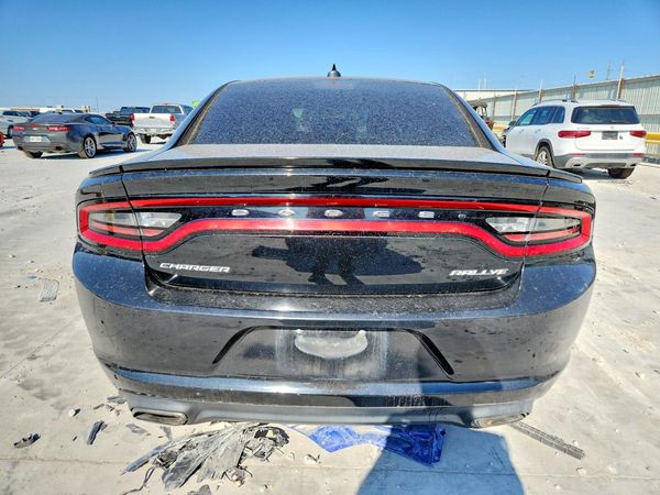 2015 DODGE CHARGER SXT