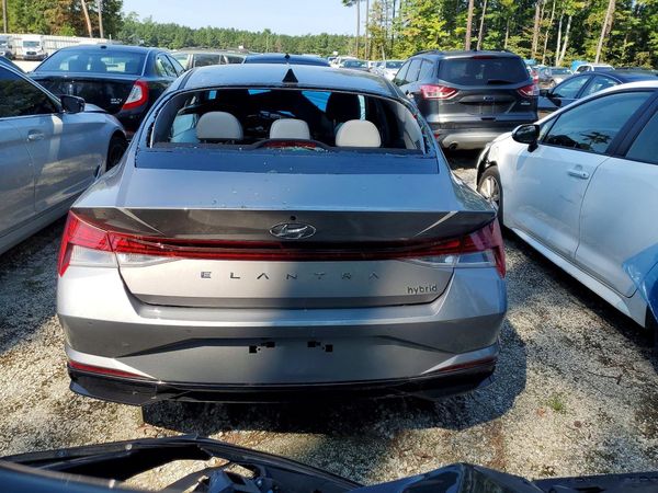 2023 HYUNDAI ELANTRA