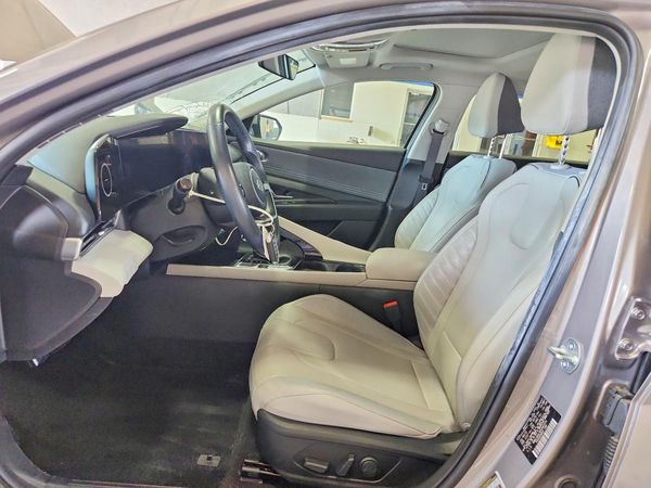 2023 HYUNDAI ELANTRA