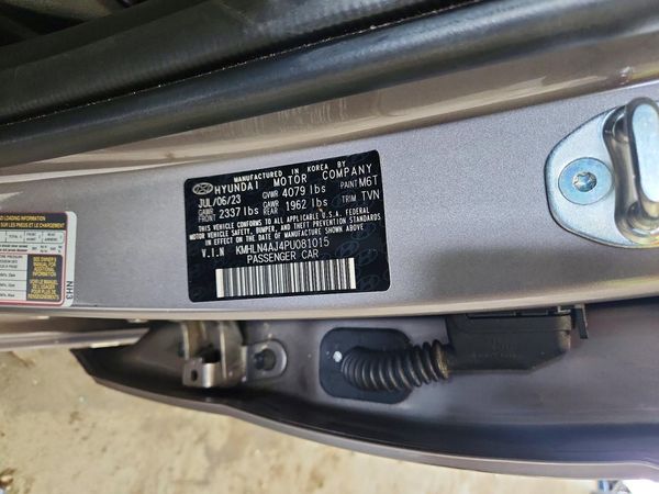 2023 HYUNDAI ELANTRA