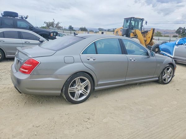 2012 MERCEDES-BENZ S S550