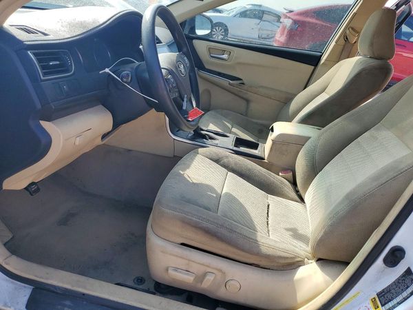 2016 TOYOTA CAMRY