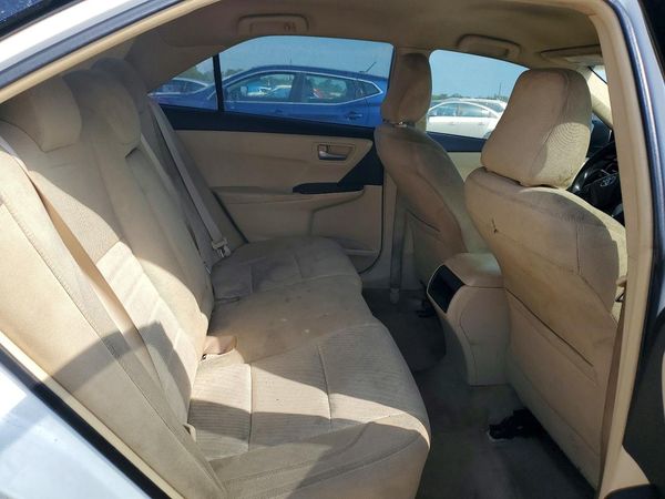 2016 TOYOTA CAMRY
