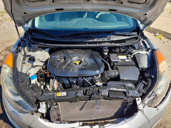 2013 HYUNDAI ELANTRA
