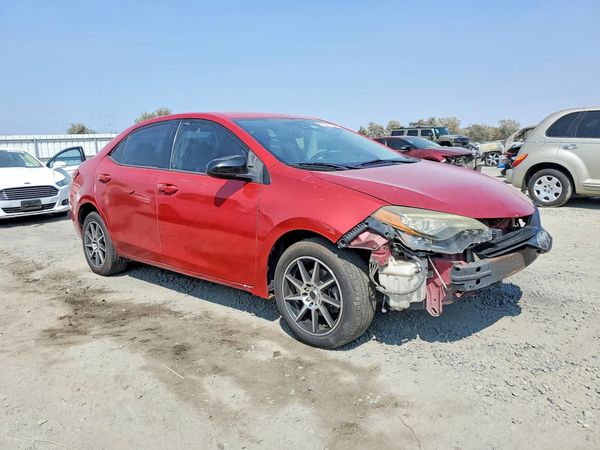 2017 TOYOTA COROLLA — Passenger 3/4