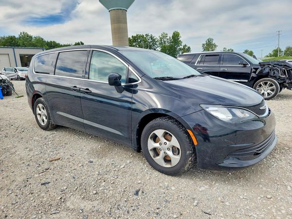 2017 CHRYSLER PACIFICA