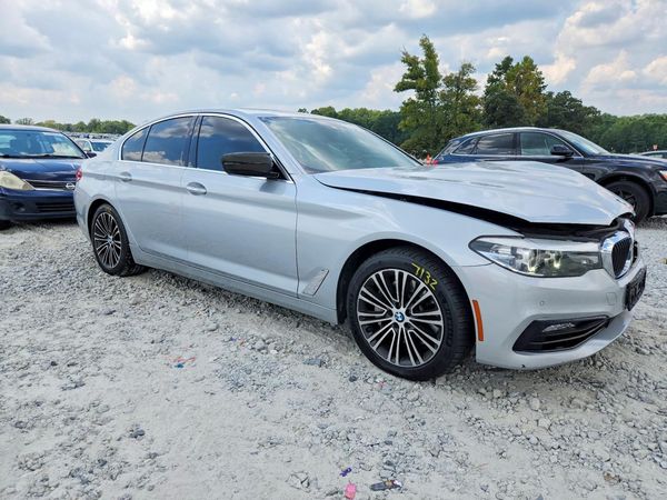 2018 BMW 530