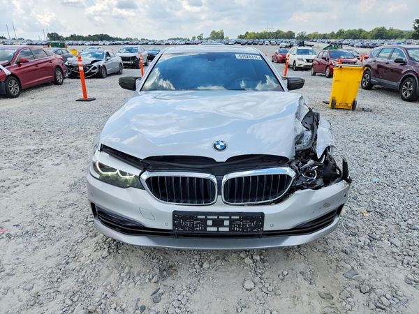 2018 BMW 530