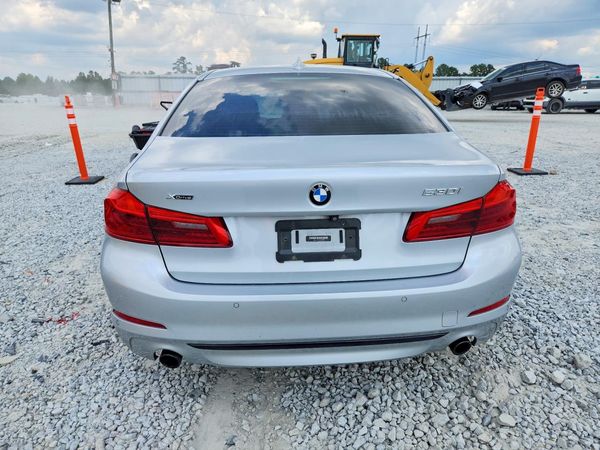 2018 BMW 530