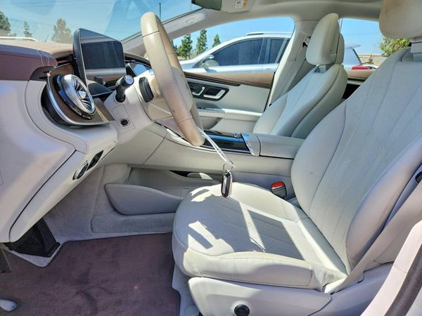 2024 MERCEDES-BENZ EQE SEDAN