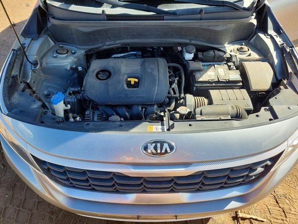 2021 KIA SELTOS LX