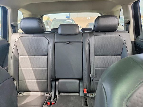 2018 VOLKSWAGEN TIGUAN SE, SEL