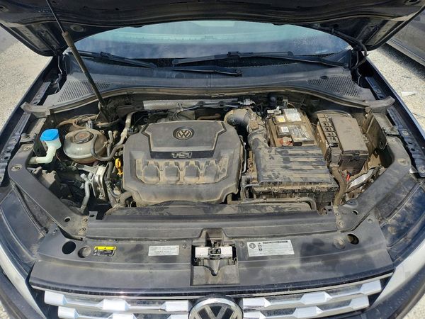 2018 VOLKSWAGEN TIGUAN SE, SEL