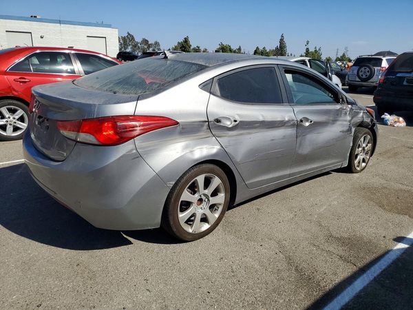 2012 HYUNDAI ELANTRA GLS(Middle grade)