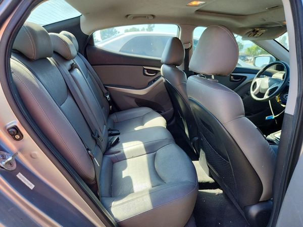 2012 HYUNDAI ELANTRA GLS(Middle grade)