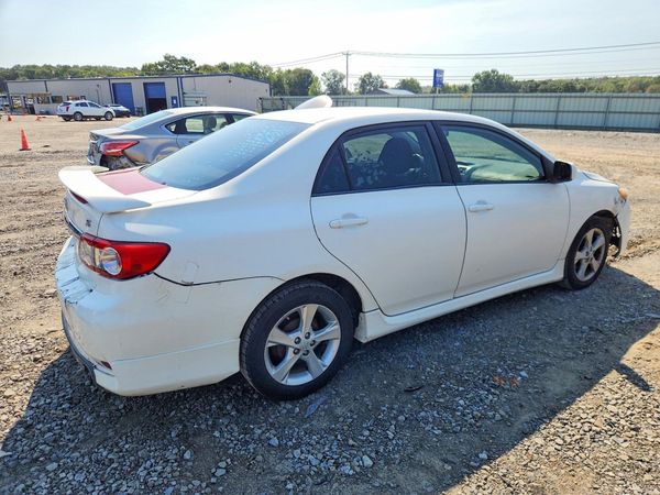 2013 TOYOTA COROLLA