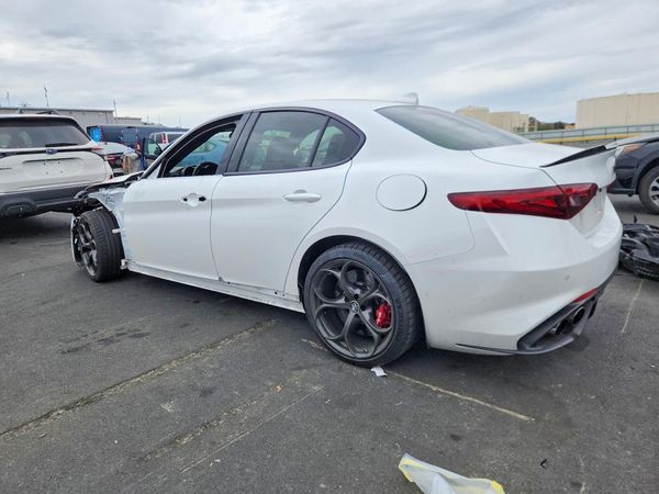 2018 ALFA ROMEO GIULIA QUADRIFOGLIO RWD
