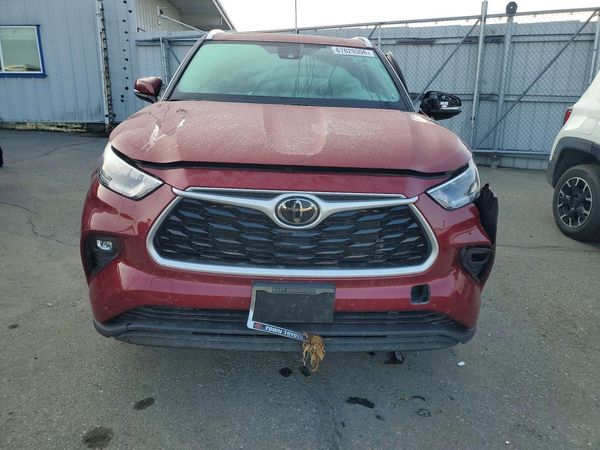2021 TOYOTA HIGHLANDER
