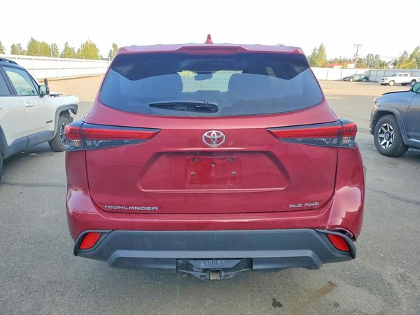 2021 TOYOTA HIGHLANDER
