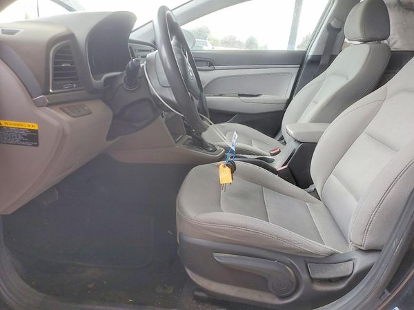 2017 HYUNDAI ELANTRA SE Base