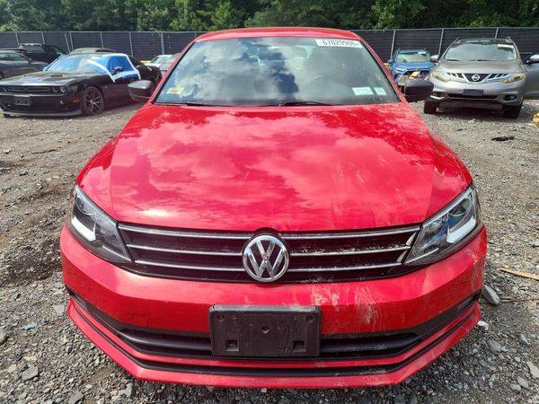 2017 VOLKSWAGEN JETTA Sport