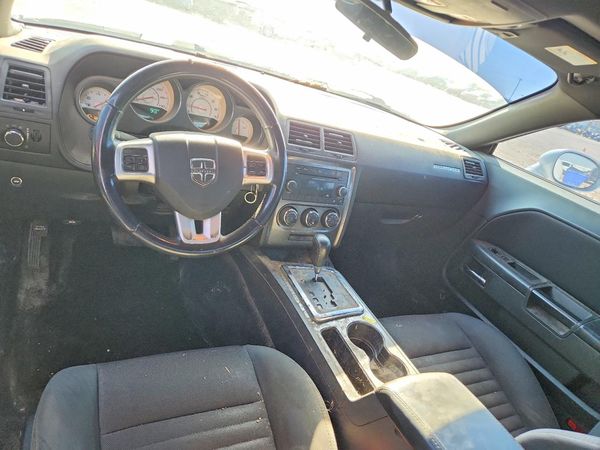 2013 DODGE CHALLENGER Base