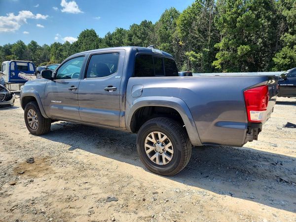 2017 TOYOTA TACOMA