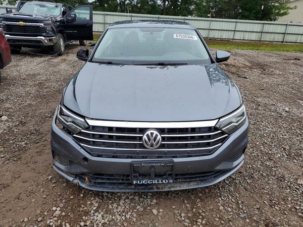 2019 VOLKSWAGEN JETTA S, SE, R-Line