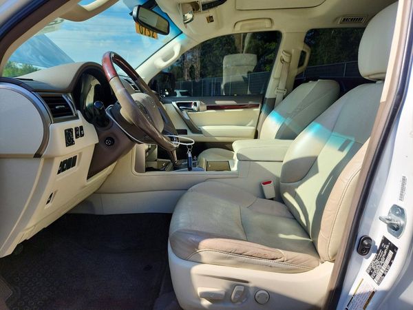 2017 LEXUS GX 460