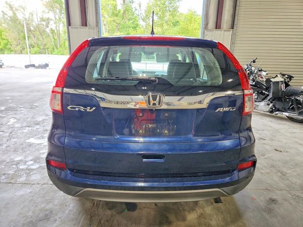 2015 HONDA CRV LX
