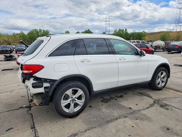 2018 MERCEDES-BENZ GLC GLC 300-4M