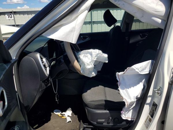 2021 KIA SOUL