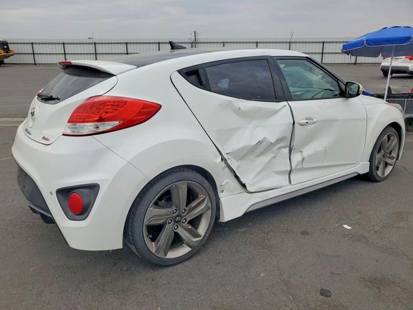 2015 HYUNDAI VELOSTER GLS(Middle)