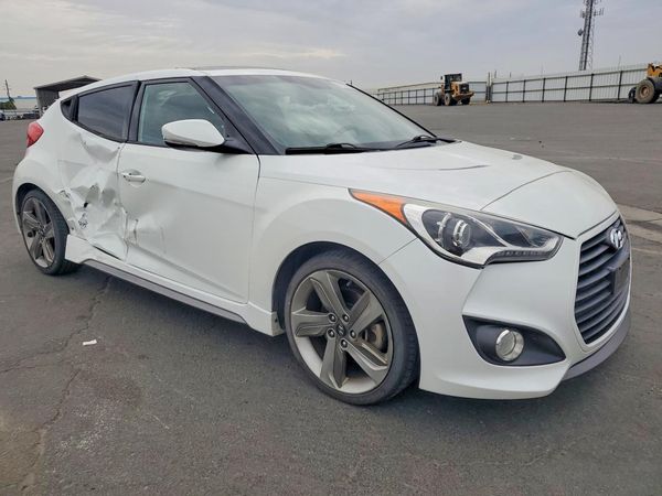 2015 HYUNDAI VELOSTER GLS(Middle)