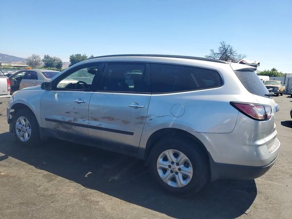 2013 CHEVROLET TRAVERSE LS