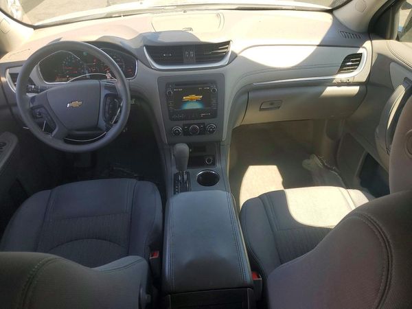 2013 CHEVROLET TRAVERSE LS